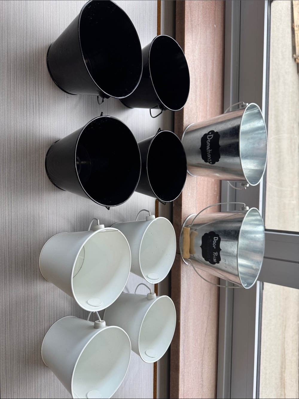 🪣 Decorative Metal Bucket & Pail Lot – 10 Pieces – Galvanized, White & Black